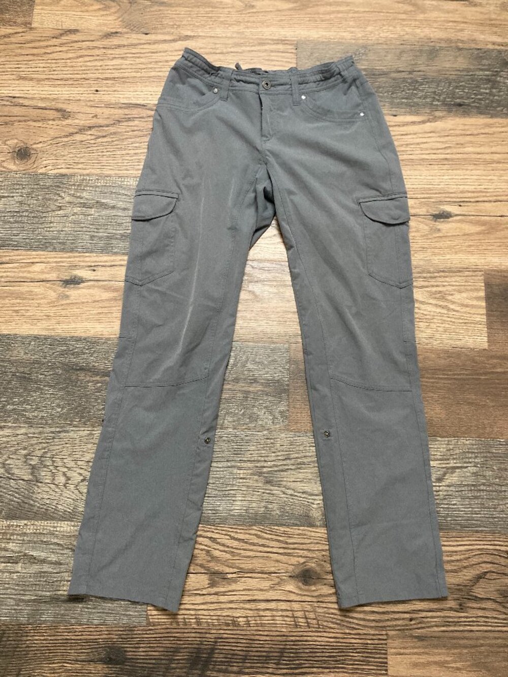 Kuhl Women’s 8 Reg Gray Cargo Hiking Pants Outdoor Stretch 30” Inseam